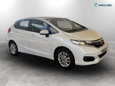 Used Honda Jazz SE 102 HP (75 kW) 2019 White Hatchback