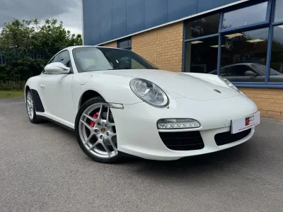 Begagnad Porsche 911 2009 Vit Sportkupé