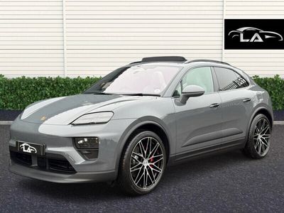 Grey Used 2024 Porsche Macan SUV | £104,995