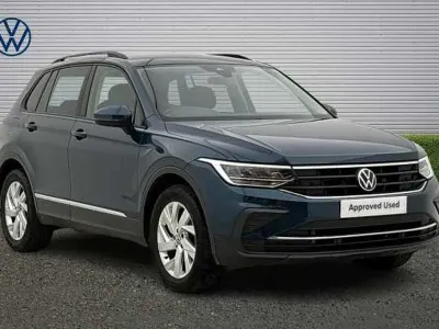 Used VW Tiguan Life 150 HP (110 kW) 2022 Blue SUV