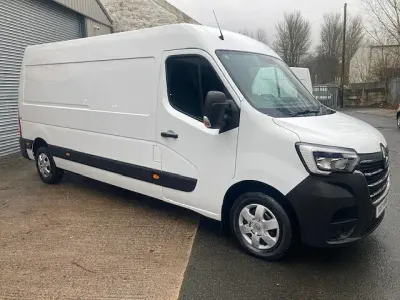 Used Renault Master Business 2023 White MPV