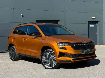 Używany Skoda Karoq SportLine 110 KM (80 kW) 2023 Pomarańczowy SUV