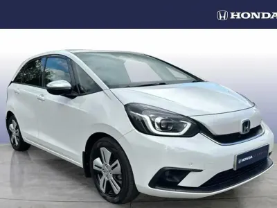 Used Honda Jazz Hybrid 109 HP (80 kW) 2021 White Hatchback