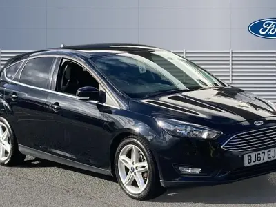 Used Ford Focus Zetec 125 HP (91 kW) 2017 Black Hatchback