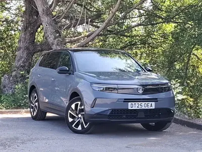 Used Vauxhall Grandland X 136 HP (100 kW) 2025 Grey SUV