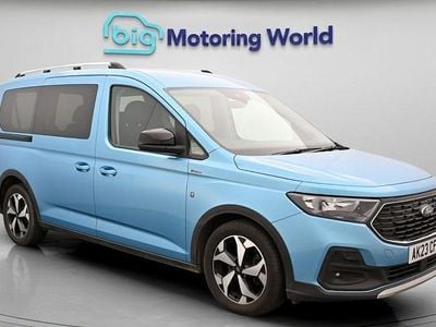 Usado Ford Tourneo Active 122 HP (89 kW) 2026 Carrinha