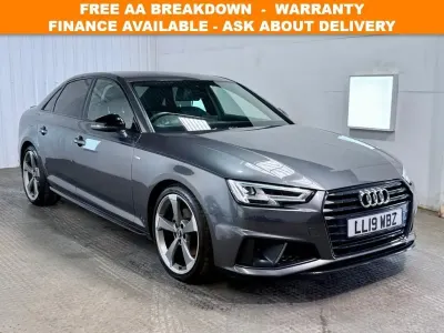 Używany Audi A4 Black Edition 150 KM (110 kW) 2019 Szary Sedan/Limuzyna