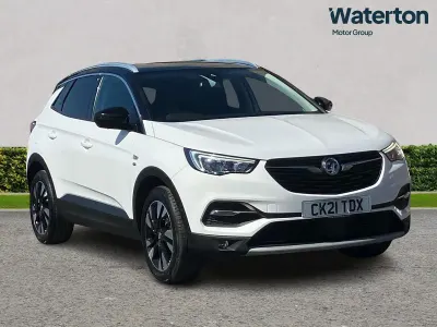 Used Vauxhall Grandland X Edition 130 HP (95 kW) 2021 White SUV