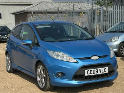 Second-hand Ford Fiesta Zetec 118 CP (86 kW) 2009 Albastru Hatchback