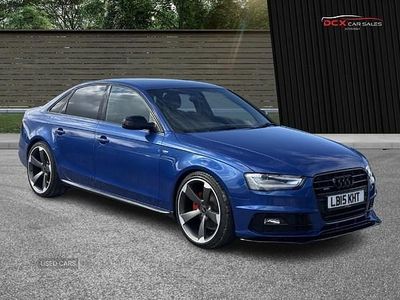 Begagnad Audi A4 Black Edition 177 HK (130 kW) 2015 Blå Sedan