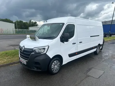 Used Renault Master Business 135 HP (99 kW) 2022 White MPV
