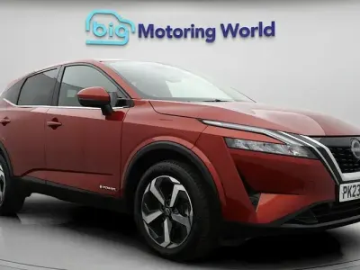 Used Nissan Qashqai N-Connecta 190 HP (139 kW) 2023 Red SUV