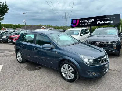 Used Vauxhall Astra 115 HP (84 kW) 2007 Blue Hatchback