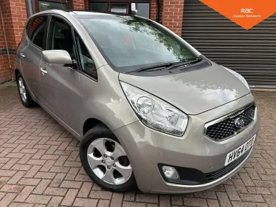 Used Kia Venga 125 HP (91 kW) 2014 Silver Hatchback
