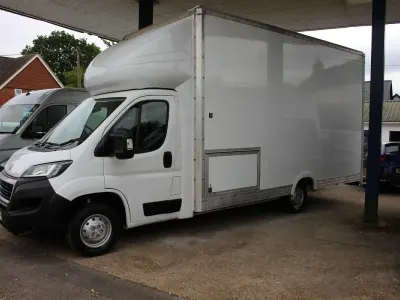Used Peugeot Boxer 165 HP (121 kW) 2021 White Van