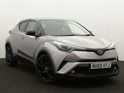 Used Toyota C-HR 122 HP (89 kW) 2019 Silver SUV