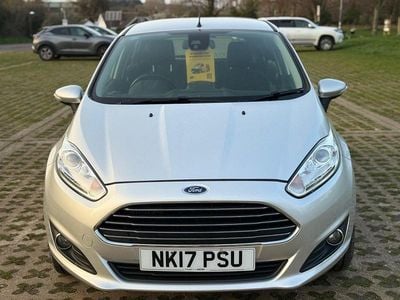 Used Ford Fiesta Zetec 100 HP (73 kW) 2017 Silver Hatchback