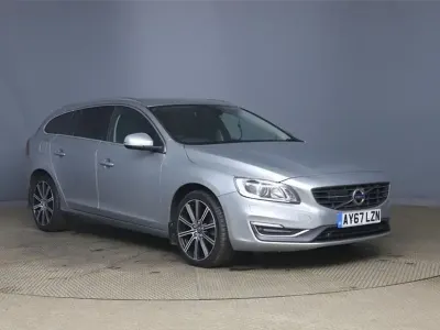 Used Volvo V60 SE Lux 150 HP (110 kW) 2017 Silver Estate