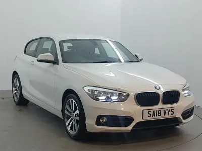 Begagnad BMW 116 Sport Line 116 HK (85 kW) 2018 Vit Halvkombi