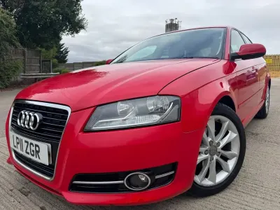 Used Audi A3 Sportback Sport 140 HP (102 kW) 2011 Red Hatchback