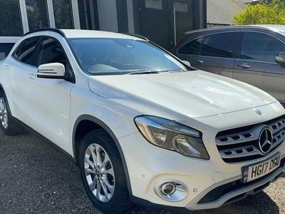 Used Mercedes GLA200 Active 156 HP (114 kW) 2017 White SUV