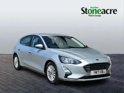 Used Ford Focus Titanium 125 HP (91 kW) 2021 Silver Hatchback
