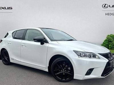 Lexus CT200h