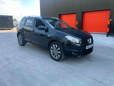 Used Nissan Qashqai +2 Tekna 110 HP (80 kW) 2012 Black SUV