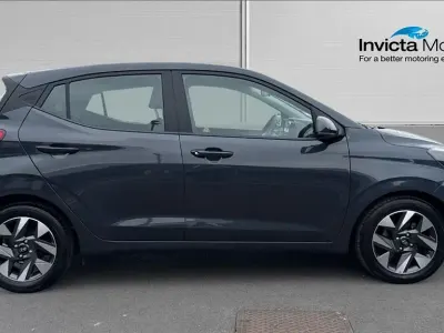 Used Hyundai i10 Advanced 79 HP (58 kW) 2024 Aurora grey pearl Hatchback