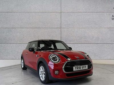 Used Mini Cooper Hatch 134 HP (98 kW) 2018 Red Hatchback