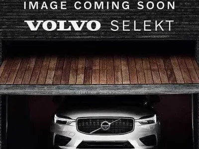 Begagnad Volvo XC90 Plus 235 HK (172 kW) 2024 Blå SUV