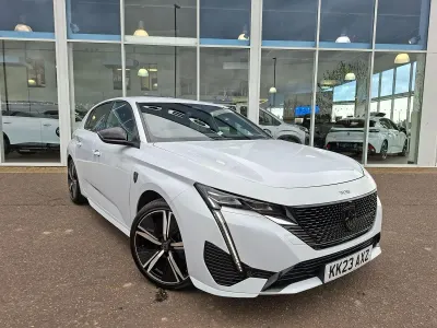 Used Peugeot 308 GTi 130 HP (95 kW) 2023 White Hatchback