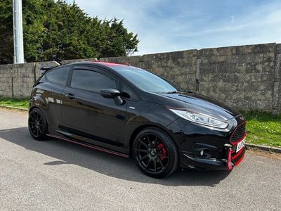 Black Used 2017 Ford Fiesta ST-Line Hatchback | £6,995 (Fair price)