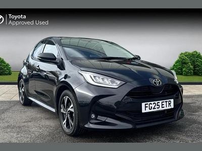 Used Toyota Yaris Hybrid Design 116 HP (85 kW) 2025 Eclipse black Hatchback
