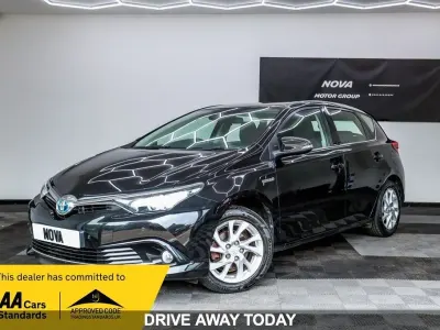 Used Toyota Auris 136 HP (100 kW) 2018 Black Hatchback