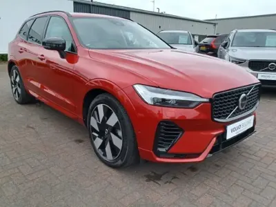 Used Volvo XC60 Ultra 450 HP (330 kW) 2024 Red SUV