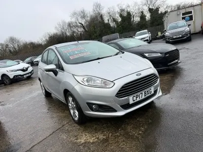 Used Ford Fiesta Zetec 82 HP (60 kW) 2017 Silver Hatchback