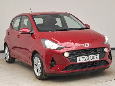 Gebraucht Hyundai i10 SE 84 PS (61 kW) 2023 Rot Kleinwagen