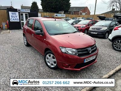Begagnad Dacia Sandero Ambiance 75 HK (55 kW) 2014 Röd Halvkombi