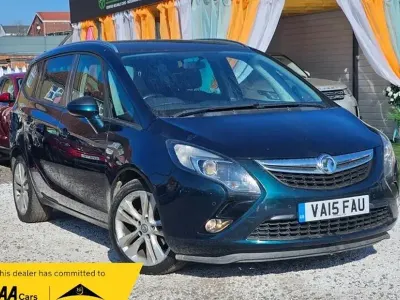 Used Vauxhall Zafira Tourer SRi 140 HP (102 kW) 2015 MPV