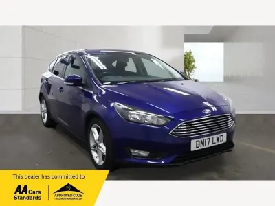 Used Ford Focus Zetec 2017 Blue Hatchback