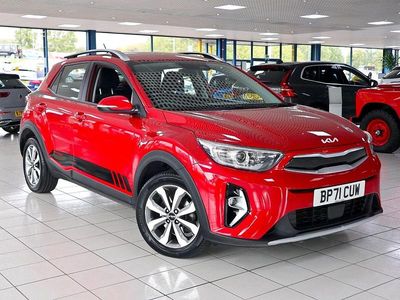 Used Kia Stonic 100 HP (73 kW) 2022 Red SUV
