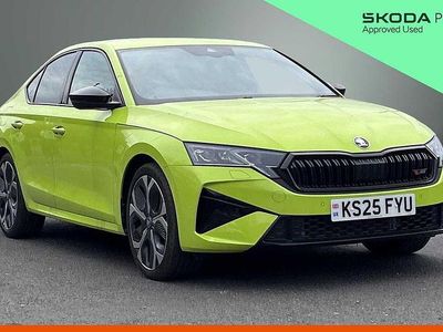 Used Skoda Octavia vRS 261 HP (191 kW) 2025 Green Hatchback