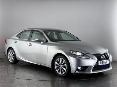 Used Lexus IS300h 223 HP (164 kW) 2016 Silver Sedan