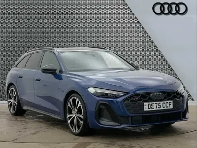 Used Audi A5 Advanced 362 HP (266 kW) 2025 Blue Estate
