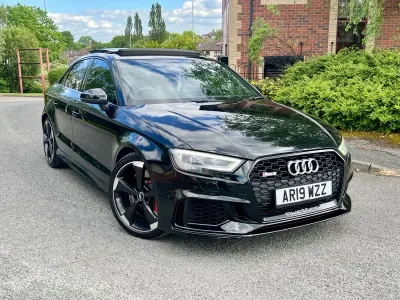 Begagnad Audi RS3 Sport 400 HK (294 kW) 2019 Svart Sedan