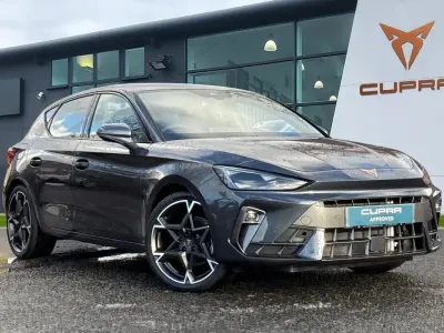 Usado Cupra Leon 150 CV (110 kW) 2025 Gris Utilitario