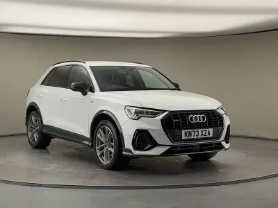 Używany Audi Q3 Black Edition 2023 Biały SUV