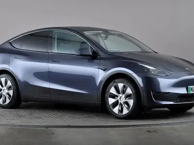 Usado Tesla Model Y Long Range AWD 286 kW (389 HP) 2025 SUV