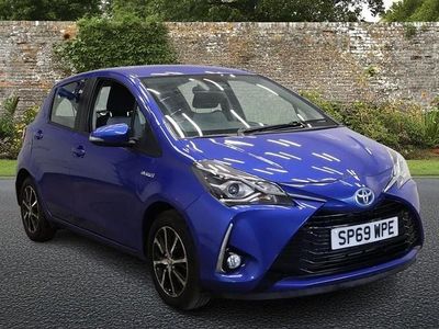 Second-hand Toyota Yaris Hybrid 100 CP (73 kW) 2019